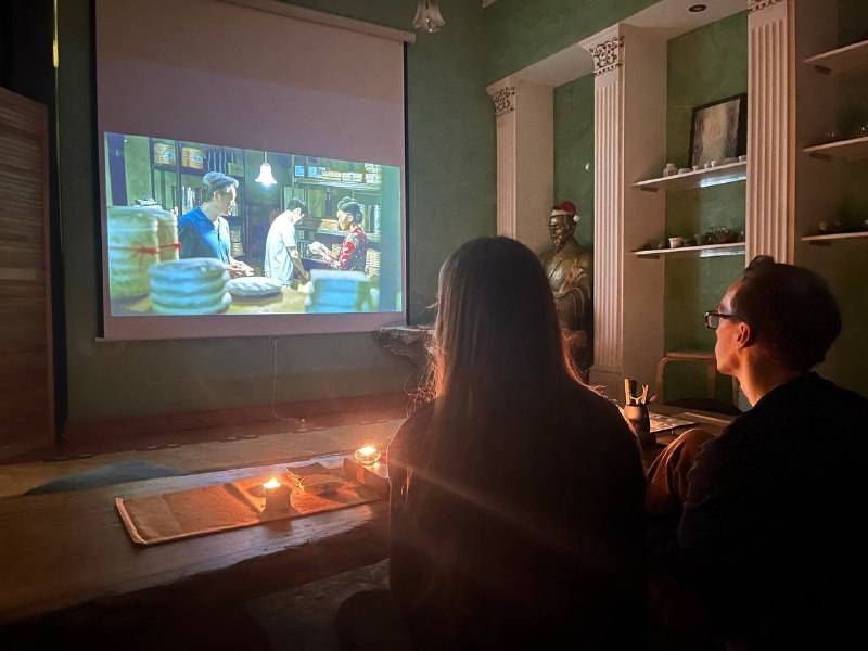 Кадр из публикации: Завтра в 18:00 смотрим фильм «Черный Чай» 🧧