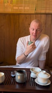 Кадр из публикации: Вечернее включение, у нас очень важные новости, настолько, что некоторых они могут огорчить, но…