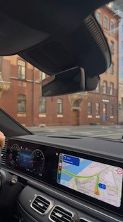 Наш маршрут начался с Гранд Отеля Европа, где мы пообедали в ресторане, а затем отправились в… — видео 1