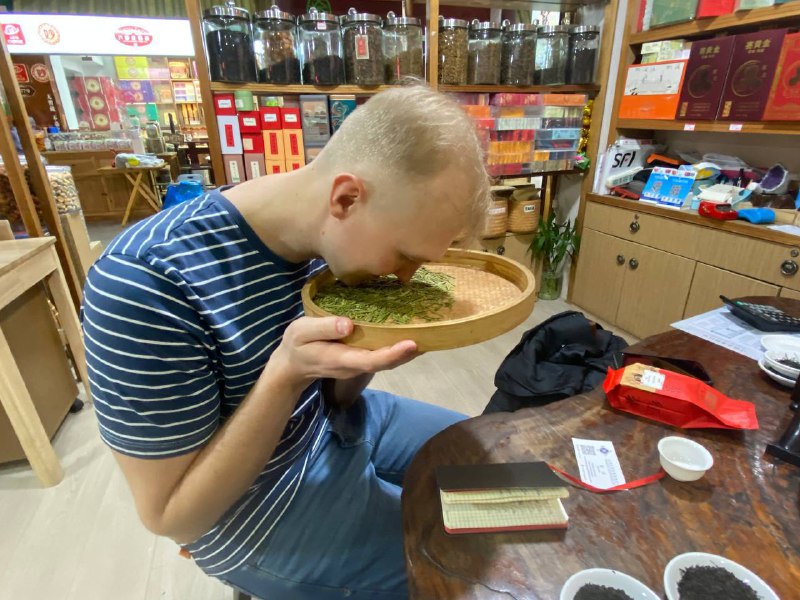 Первый день прошёл немного не по плану, решили не отсыпаться после перелета, заварили Ци Лань… — фото 4