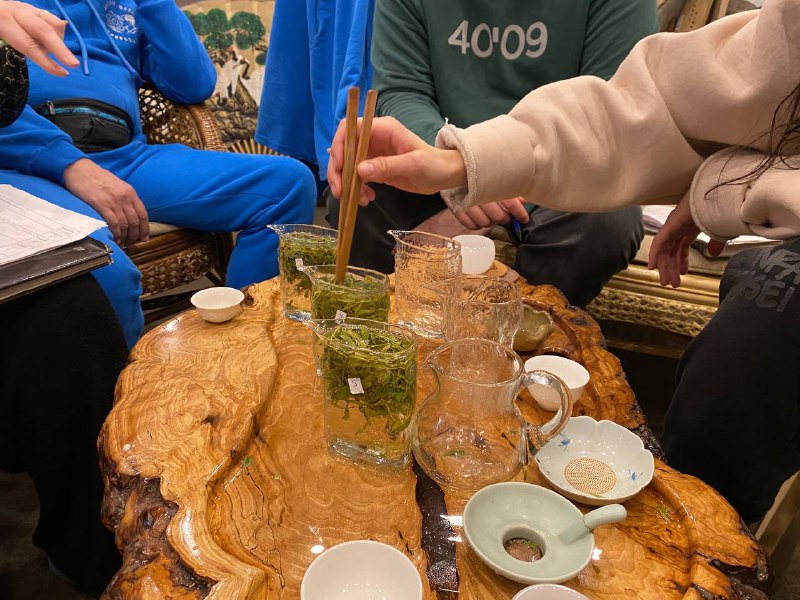 2. Второе место с одинаковыми баллами поделили - Сиху Лунцзин от Бай Шуэй и Наш! — фото 2